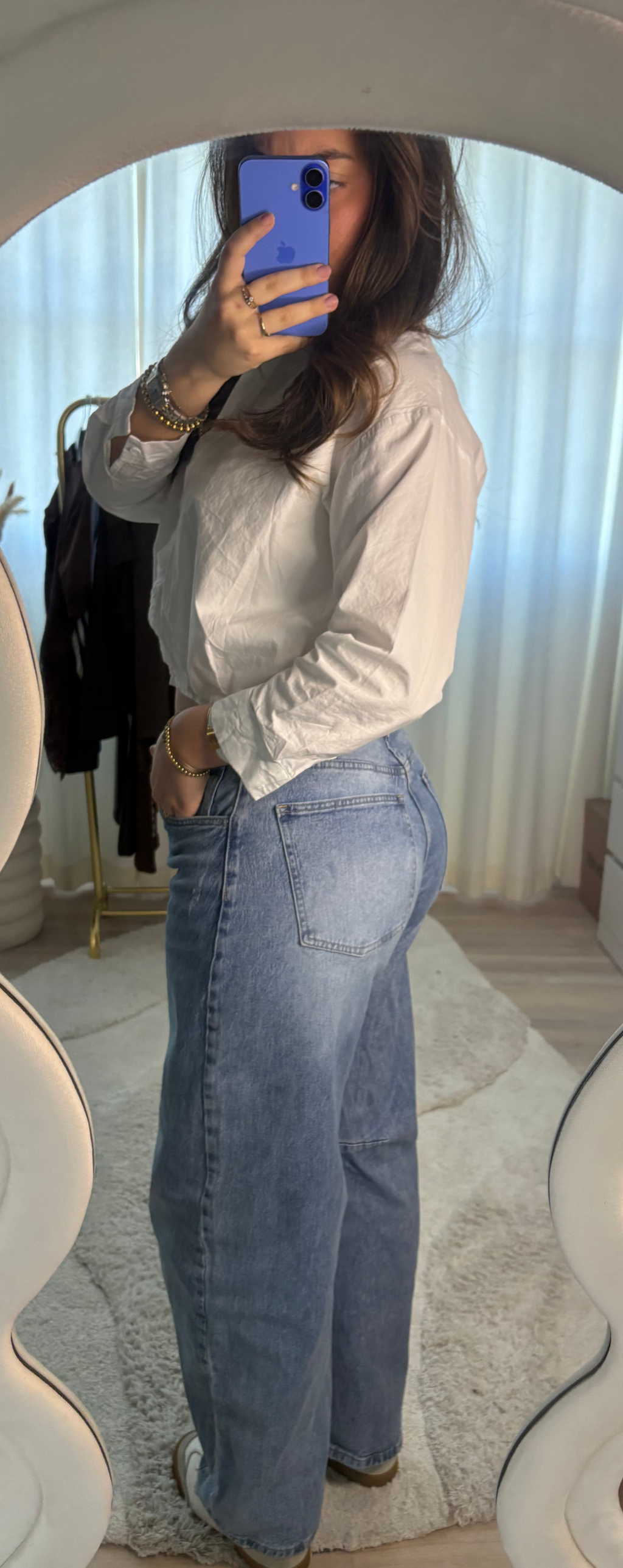 Faye Broek